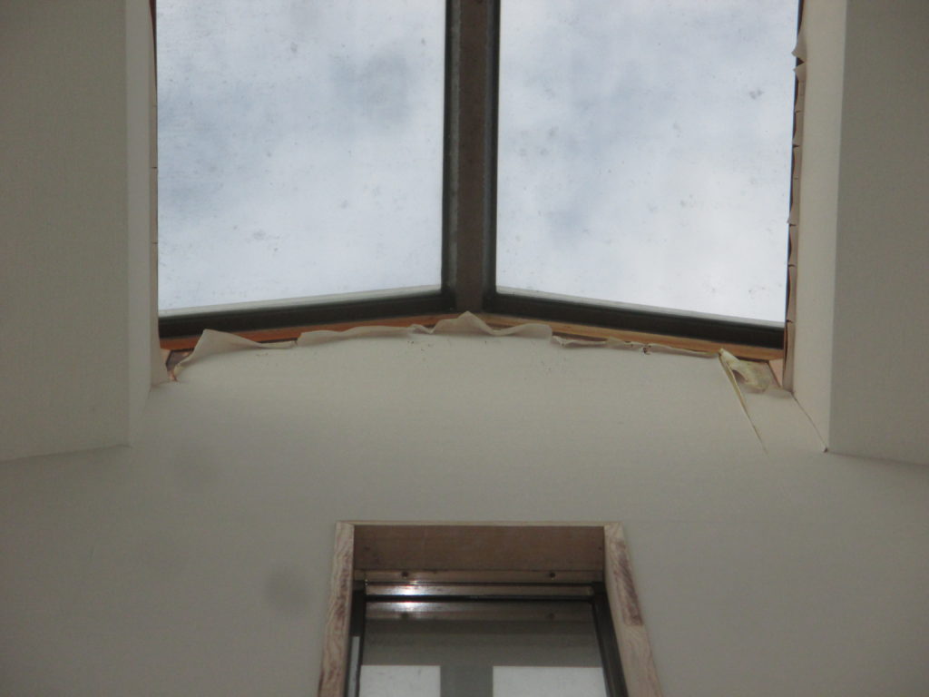 遮光天窓雨漏り防水工事