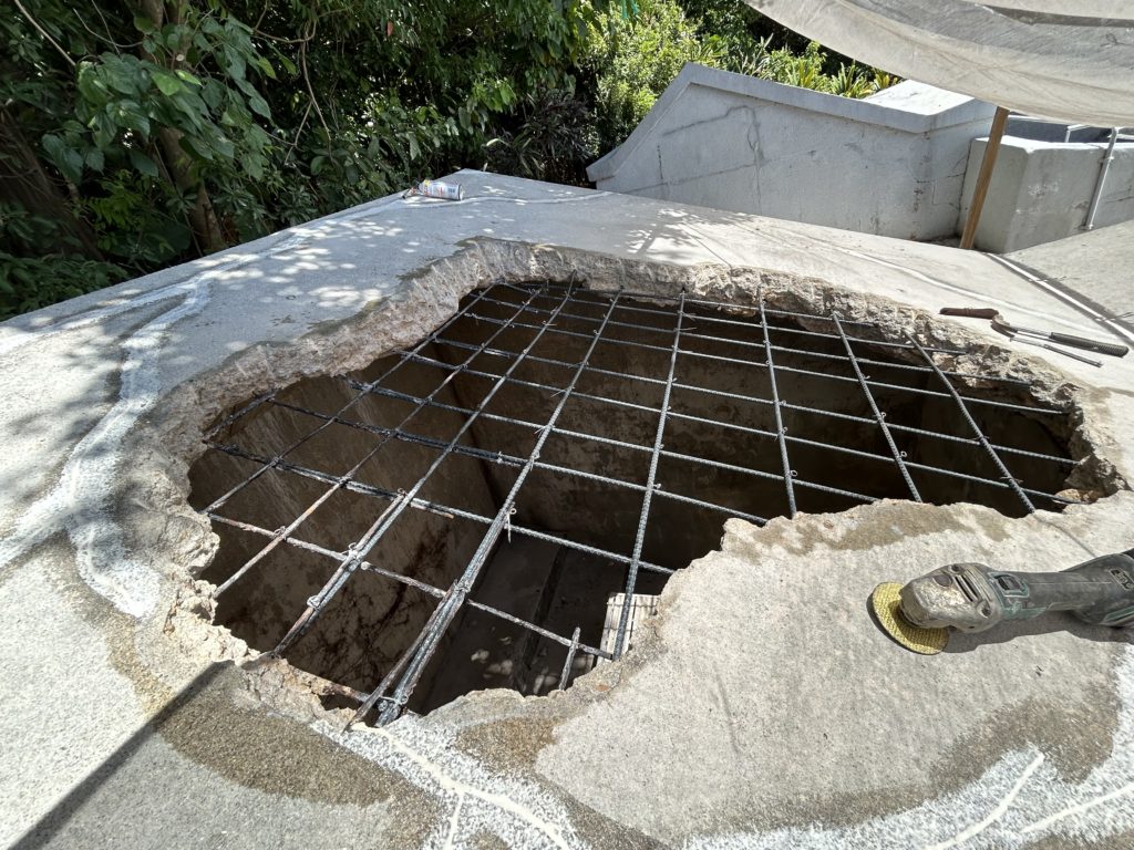 築65年超のお墓改修塗装・防水工事